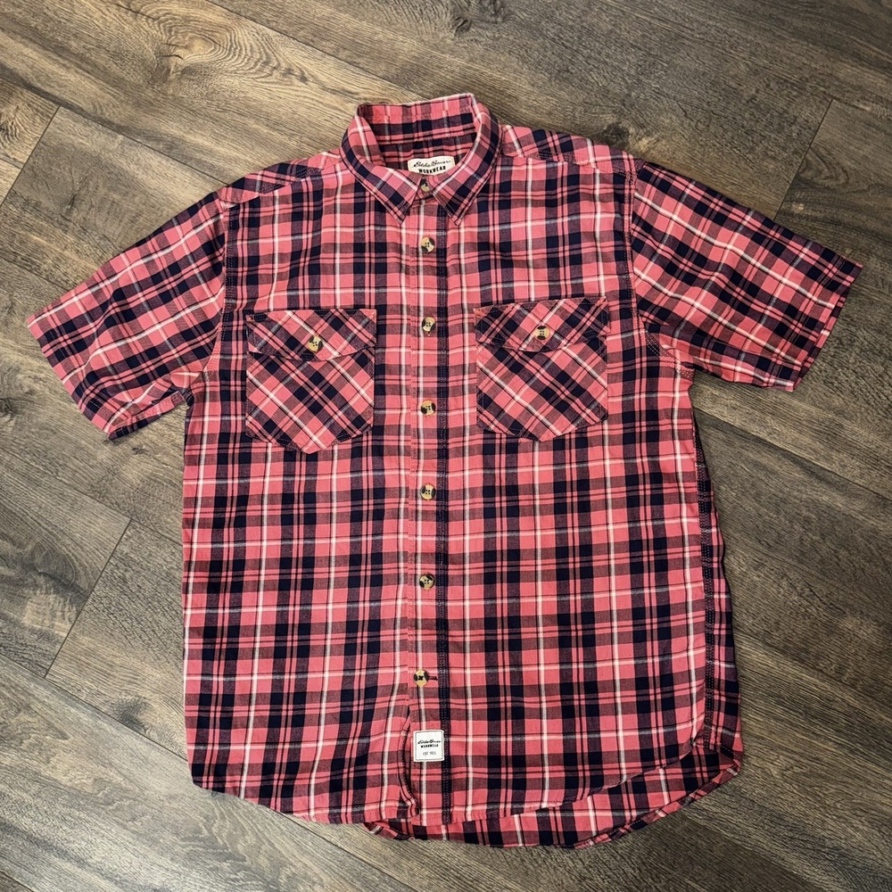 Eddie‎ Bauer Shirt Mens Size M Pink Plaid Short Sleeve Foreman Fit Workwear Logo